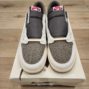 Travis Scott Air Jordan 1 Low Reverse Mocha